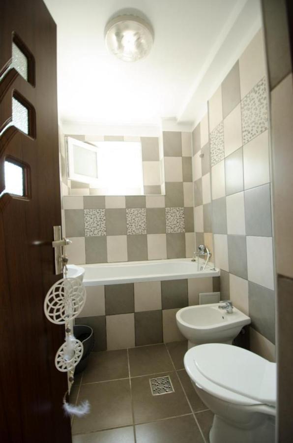 Bright Apartment Near Cismigiu And Old Town ブカレスト エクステリア 写真